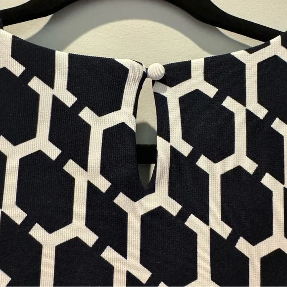 Madison Leigh Cap Sleeve Dress | Geometric Design | 20W - Picture 7 of 7